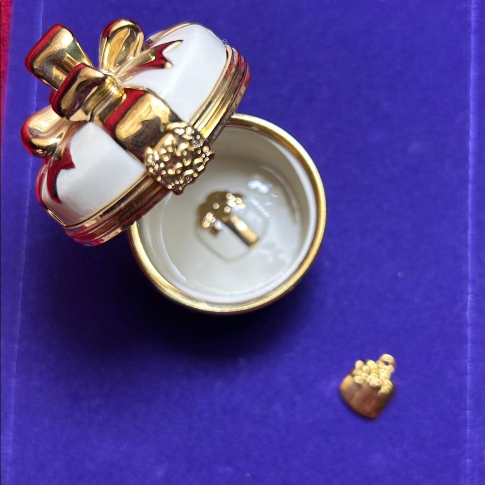 Lenox Tiny Treasures Gift Box Ring Presentation Box Trinket Box with Charm Vtg